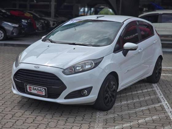 FORD FIESTA 1.6 SE HATCH 16V FLEX 4P POWERSHIFT